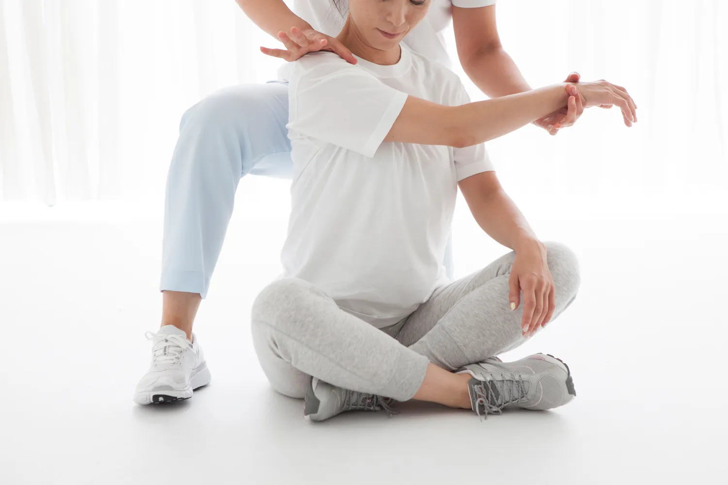 Jak długo trwa rehabilitacja po złamaniu nadgarstka?