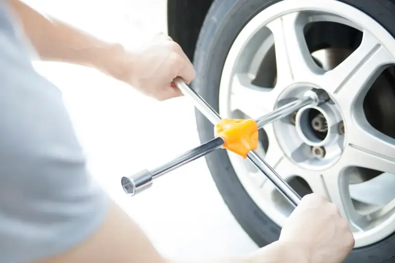 Własny warsztat samochodowy – czy warto?