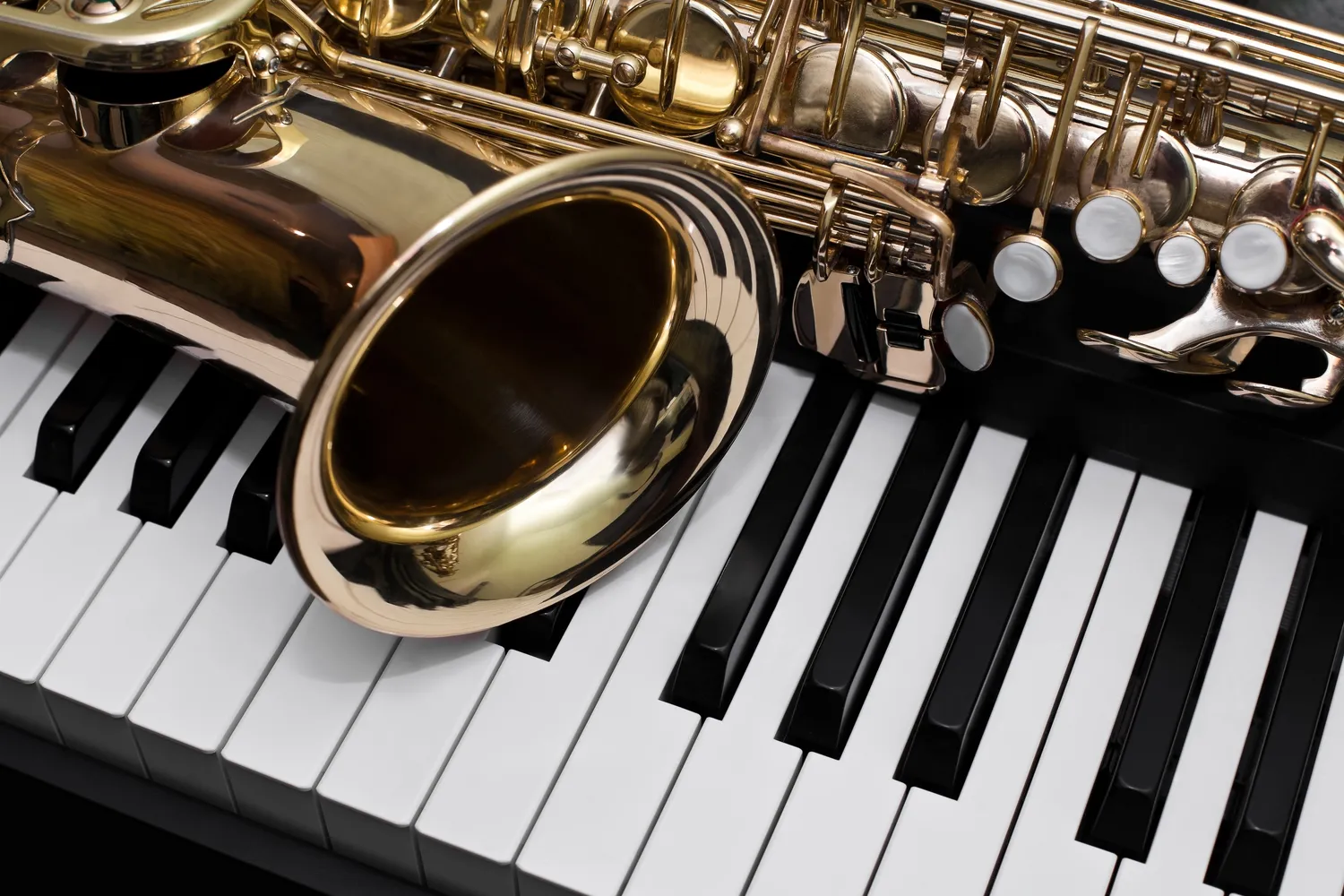 Saksofon ile ma przycisków?